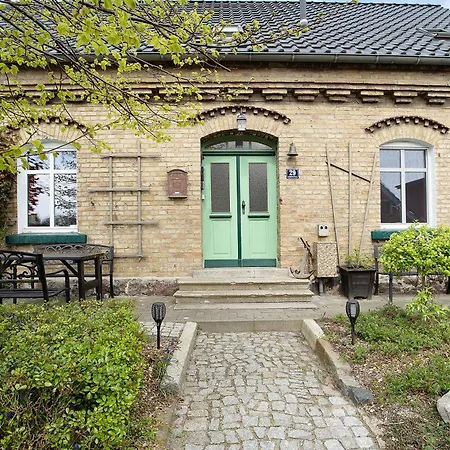 Kapitaensferienhaus Hiddenseeblick Schaprode